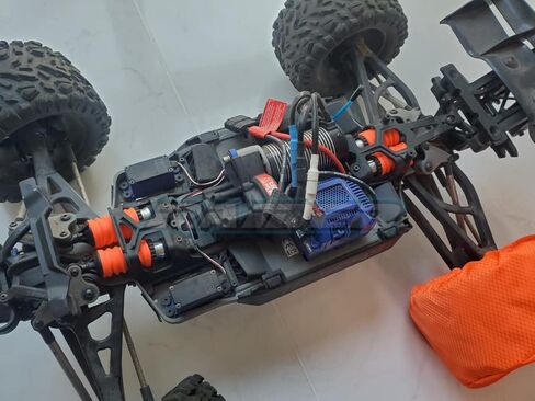 Damper Shock Sleeves Dirt Dust Resist Guard Cover for Traxxas 1/10 EREVO E-REVO REVO 3.3 - Fluorescent Green 4pcs in Saudi Arabia
