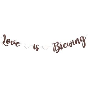 لافتة Love Is Brewing - حروف بنية، أنماط على شكل قلب، ديكور مشهد رومانسي لعروس الزفاف أو عيد الحب، يمكن استخدامها أيضًا لتزيين أجواء المقهى والمخبز (الحب هو التخمير) in Kuwait