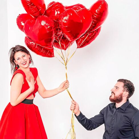 Valentines Day Balloons Decorations, 40" Red LOVE 18 Inch Heart Shape Foil Balloons with 1000pcs Silk Rose Petals for Valentine's Day Anniversary Engagement Galentines Day Party Supplies in Kuwait