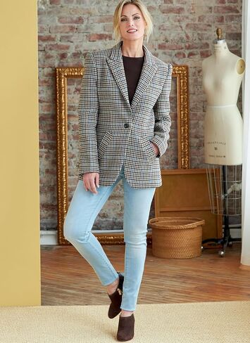 Butterick B6862B5 Misses' Jacket Sewing Pattern Kit, Code B6862, Sizes 8-10-12-14-16 in Saudi Arabia