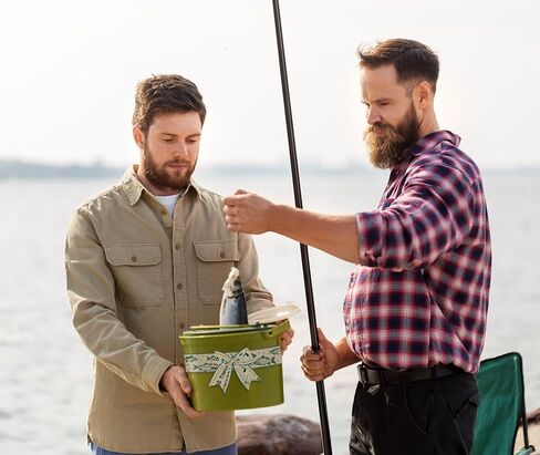 شريط خيش ذو طابع صيد السمك - مقاس 2.5 بوصة × 5 ياردات لكل منهما، تصميم "Reel Good Times" و"Born to Fish" مع حافة سلكية، مثالي لمناسبات الأسماك، والحرف اليدوية، وديكور الحفلات، وتغليف الهدايا (صيد الأسماك) in Kuwait