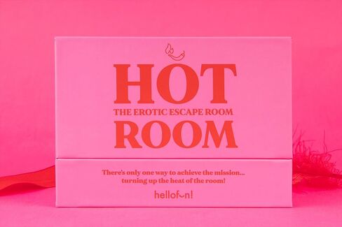 Hellofun! Hot Room | Escape Room Game for Couples | Playful Challenges Card Game for Adults | Romantic Gift for Partners | Memorable Travel Card Game in Saudi Arabia