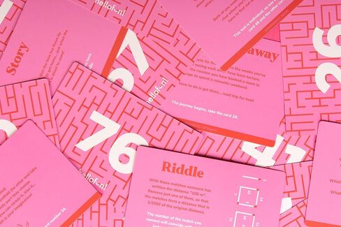Hellofun! Hot Room | Escape Room Game for Couples | Playful Challenges Card Game for Adults | Romantic Gift for Partners | Memorable Travel Card Game in Saudi Arabia