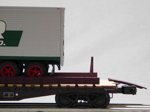 Lionel Canadian Pacific 50' FLATCAR W/REIMER Trailer O Gauge 2326380 in Saudi Arabia