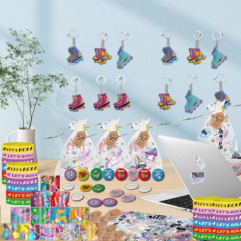 268 قطعة من مستلزمات حفلات التزلج على الجليد مستلزمات حفلات أعياد الميلاد لموسيقى الهيب هوب ديسكو 80s 90s ديكورات الحفلات in Kuwait