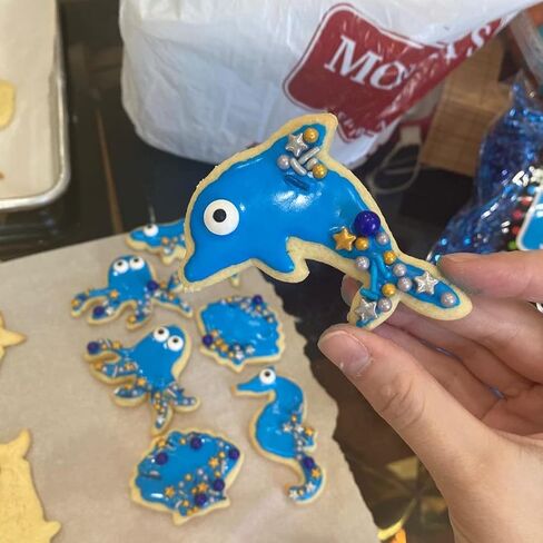 مجموعة أدوات تقطيع البسكويت من أندر ذا سي كريتشرز - 3 بوصات - 7 قطع - سمك القرش، نجمة البحر، الصدف، فرس البحر، الحوت، الأخطبوط، قوالب قطع بسكويت الأسماك للأطفال في حفلات أعياد الميلاد. in Kuwait