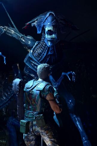 NECA - Aliens - Xenomorph Queen Ultra Deluxe Boxed Action Figure in Saudi Arabia