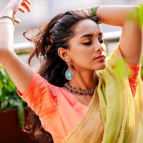 24Pcs Vintage Turquoise Alloy Pendants Tibetan Styles Turquoise Charms Antique Retro Gemstone Charms for Necklace Bracelet Jewelry Making DIY Crafts in Kuwait