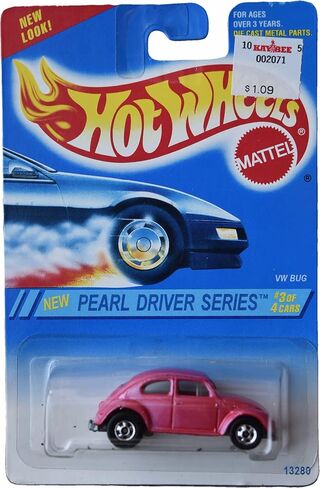 Hot Wheels VW Bug، Pearl Driver Series 3/4 [وردي] - فولكس فاجن بوغ in Saudi Arabia