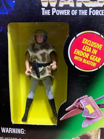 Star Wars - Power of the Force - Speeder Bike with Princess Leia Organa in Endor Gear in Saudi Arabia