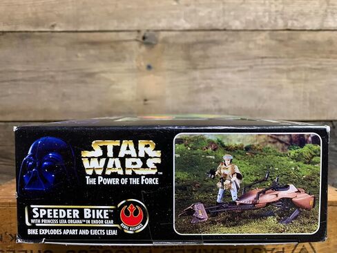Star Wars - Power of the Force - Speeder Bike with Princess Leia Organa in Endor Gear in Saudi Arabia