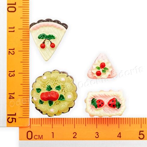 أوديريا 1/6 كعكة مصغرة 8 قطع من ملحقات تزيين بيت الدمى in Kuwait