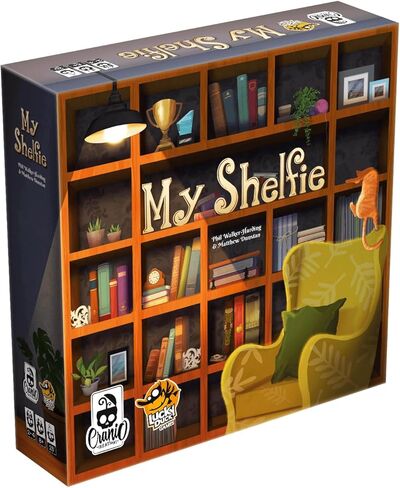 لعبة My Shelfie Board - قم بتنظيم رفك واعرض كنوزك! لعبة استراتيجية، لعبة عائلية ممتعة للأطفال والكبار، للأعمار من 8 سنوات فما فوق، 2-4 لاعبين، وقت لعب لمدة 30 دقيقة، من إنتاج شركة Lucky Duck Games in Kuwait