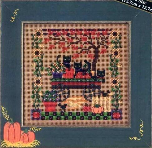 Mill Hill Scaredy Cats Cross Stitch Kit in Saudi Arabia