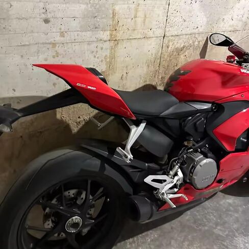 غطاء مقعد خلفي جديد من ألياف الكربون للدراجات النارية لـ DUCATI Superleggera Panigale V2 V4 V4S V4R لملحقات Streetfighter V4/S V2 (أسود غير لامع) in Kuwait