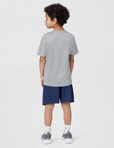 طقم ملابس Nike Dri-FIT Just Do It للأولاد مكون من قطعتين وشورت شبكي in Kuwait