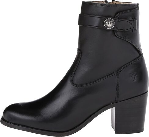 Frye Woman's Malorie Button Short in Kuwait