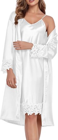 طقم رداء حريري نسائي من VintageClothing مع ثوب نوم مكون من قطعتين طقم بيجامات من الدانتيل رداء ساتان مثير مع ملابس داخلية قصيرة برقبة على شكل V in Kuwait