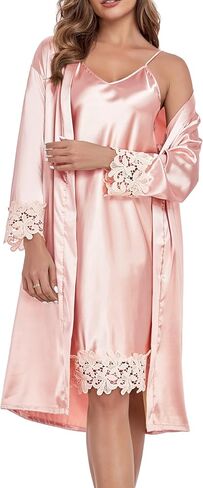 طقم رداء حريري نسائي من VintageClothing مع ثوب نوم مكون من قطعتين طقم بيجامات من الدانتيل رداء ساتان مثير مع ملابس داخلية قصيرة برقبة على شكل V in Kuwait
