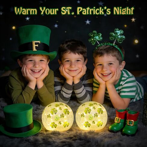 زينة عيد القديس باتريك، مجموعة من 2 مصباح كروي زجاجي مضيء مع مؤقت، أضواء ليلية على شكل كرة البرسيم الأخضر للمنزل قطع مركزية للطاولة الداخلية، رف، ديكور الحفلات الاحتفالية in Kuwait
