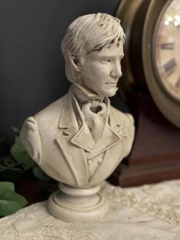 Pride and Prejudice Mr. Darcy & Elizabeth Bennet Bust (Cream, Mr. Darcy) in Saudi Arabia