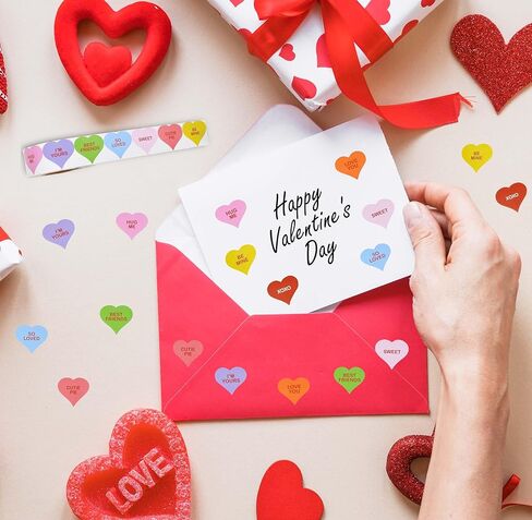 Gift Boutique 600 قطعة من ملصقات قلب عيد الحب، 1 لفة من ملصقات المحادثة على شكل قلوب ملونة ومغلفات وحقائب يدوية وديكور هدايا الحفلات المدرسية in Kuwait