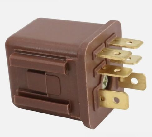 24V Relay Fits for Komatsu Loader WA320‑3 WA380‑3 WA420‑3 WA470‑3 MR5A413B2 in Saudi Arabia