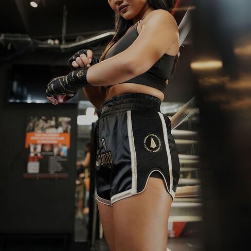 شورت نسائي من Muay Thai باللونين الأسود والذهبي Artemisia مع لباس ضيق مضغوط آمن. تدريب الملاكمة المواي تاي والكيك بوكسينغ in Kuwait