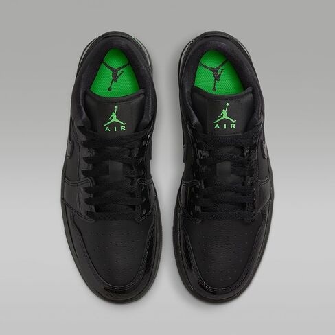 حذاء Air Jordan 1 Low SE للسيدات (أسود/أسود/أسود/أخضر سكريم) in Saudi Arabia