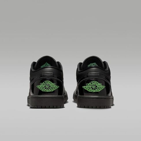 حذاء Air Jordan 1 Low SE للسيدات (أسود/أسود/أسود/أخضر سكريم) in Saudi Arabia