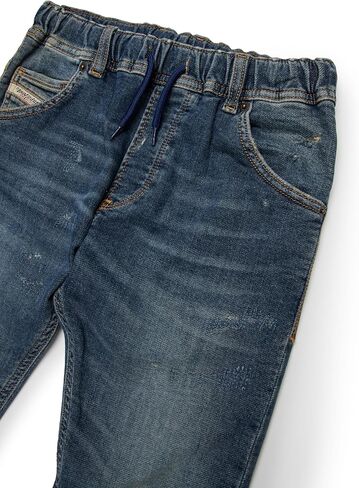 جينز JoggJeans® العادي مع فواصل باللون الأزرق الداكن للأولاد من Diesel - كرولي in Kuwait