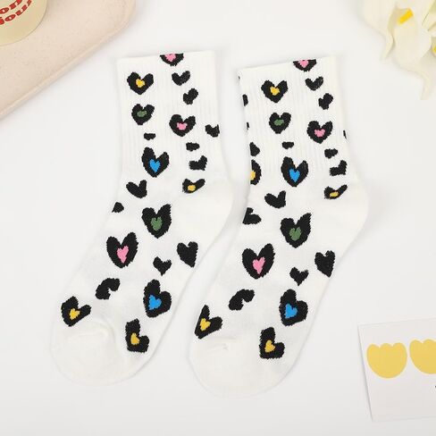 5 Pairs Women's Heart-Print Crew Socks Odor-Resistant Moisture-Wicking Breathable Mid-Calf Socks Winter Warm Sock in Saudi Arabia