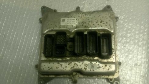 Engine ECM Control Module Fits 11-12 Compatible with BMW X3 X4 228i 428i 535i 8 624 812 8624812 in Saudi Arabia