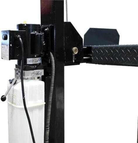 4-Post Car Lift, 8000 lb Capacity, 72-inch Lift Height, 110V Single Phase Motor in Saudi Arabia