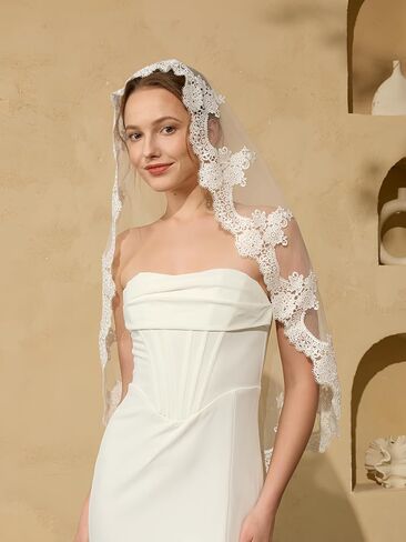 1-Tier Wedding Bridal Veil with Lace Edge & Metal Comb - 39" / 79" / 118" Wedding Veils for Brides, White or Ivory in Saudi Arabia