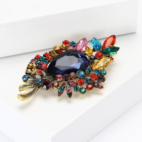 دبابيس ودبابيس مطلية بحجر الراين باللون الذهبي من Ezing لملابس الوشاح التنكرية in Kuwait