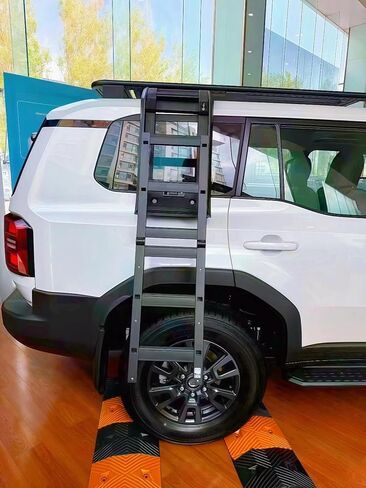 Foldable Side Ladder Stairs Aluminum Alloy Side Fold Ladder Back Door Tail Fits for Lexus GX GX550 J250 2024 2025 2026 in Saudi Arabia