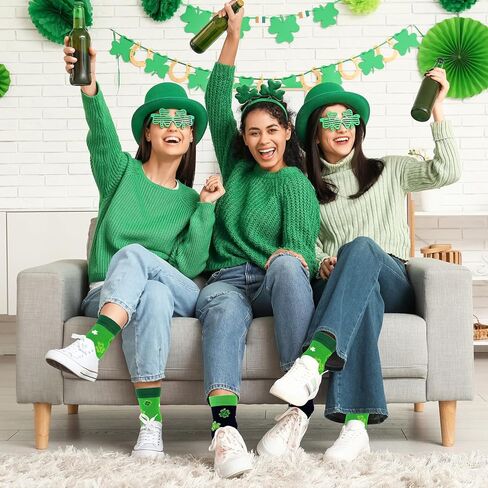 جوارب عيد القديس باتريك للنساء والرجال، زوجان من جوارب شامروك الأيرلندية، إكسسوارات ملابس عيد القديس باتريك الخضراء، هدايا عيد القديس باتريك للبالغين وزملاء العمل والمعلمين والأصدقاء in Kuwait