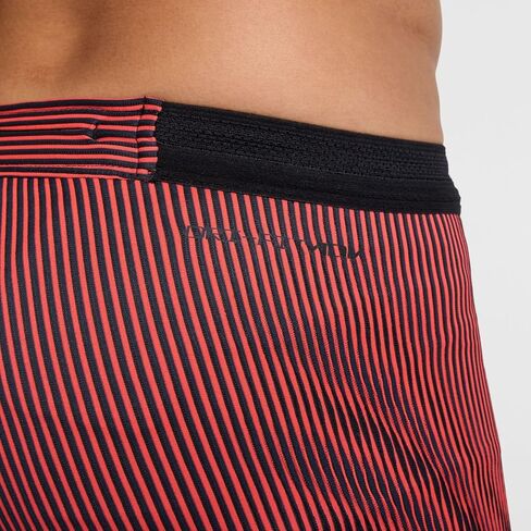 جوارب نايكي AeroSwift الرجالية Dri-FIT ADV للجري بطول 1/2 (FN3369-015، أسود/قرمزي ساطع/سبجي/أسود) مقاس كبير in Kuwait
