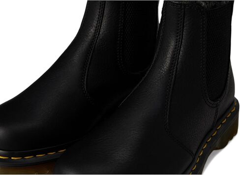 حذاء دكتور مارتنز 2976 Warmwair Grizzly Leather تشيلسي للبالغين من الجنسين in Kuwait