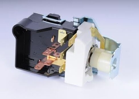 GM Genuine Parts D1506A (19245092) Headlamp Switch in Saudi Arabia