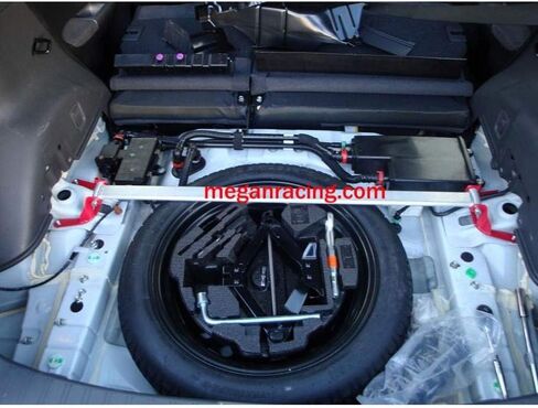 قضيب تبختر بمواصفات السباق من الألومنيوم الأمامي والخلفي العلوي من Megan Racing (MR-SB-SI08FU1P) (MR-SB-SI08RU1P) in Saudi Arabia