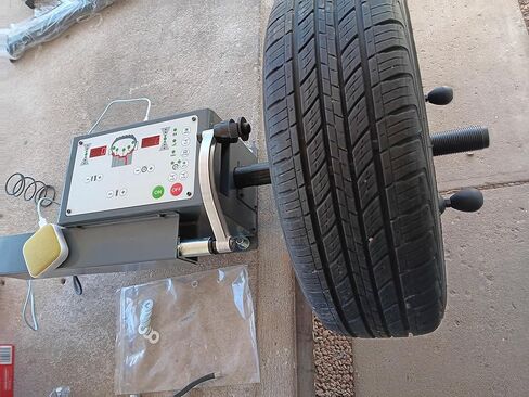 Portable Mini Wheel Balancer Machine I40 PRO for Home Shop Garage Tire Balancer Machine Powered by USB Type C DC 5V/1A Smaller and Lighter in Saudi Arabia