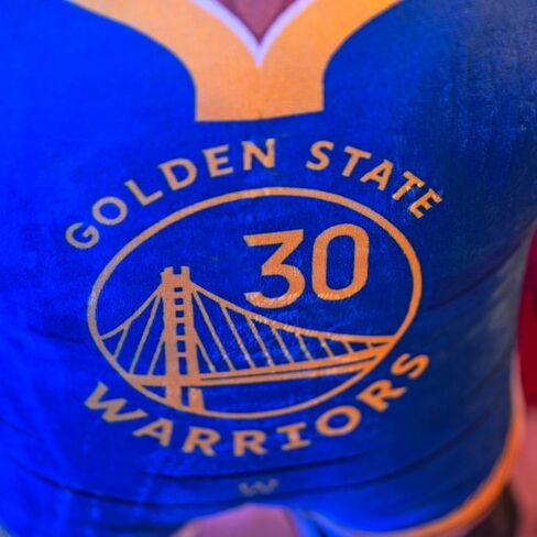 Bleacher Creatures Golden State Warriors Steph Curry 24 بوصة NBA Bleacher Buddy - لعبة قطيفة ناعمة in Saudi Arabia