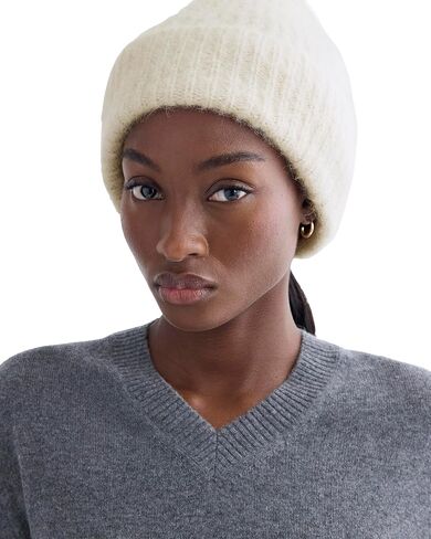 Everlane Unisex-Adult Plush Alpaca Beanie in Saudi Arabia