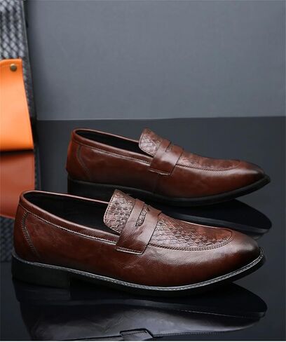 حذاء رجالي كلاسيكي كلاسيكي سهل الارتداء من Penny Loafers، حذاء رسمي كاجوال للعمل وحفلات الزفاف، حذاء من الجلد in Kuwait