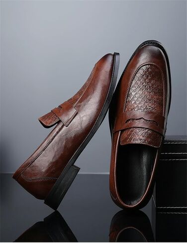 حذاء رجالي كلاسيكي كلاسيكي سهل الارتداء من Penny Loafers، حذاء رسمي كاجوال للعمل وحفلات الزفاف، حذاء من الجلد in Kuwait