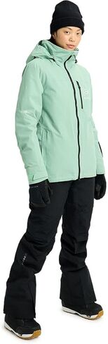 سترة AK Embark GORE-TEX - للنساء، Soft Sage، S in Saudi Arabia