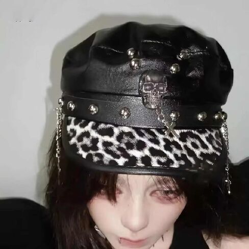 قبعات موزع الصحف للنساء، قبعة بيبر بوي y2k ليوبارد القوطي، قبعة مسطحة من جلد الفهد، إكسسوارات بانك عصرية، أشياء إيمو in Kuwait