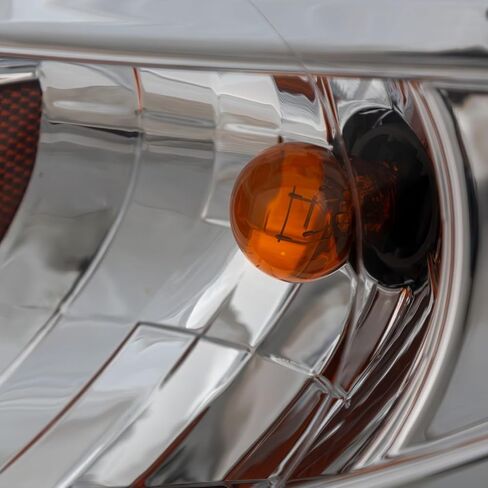 Sawyer Auto Replacement Headlight Driver Side for International Harvester 4100 2006-2008 6.0L V8 Diesel in Saudi Arabia